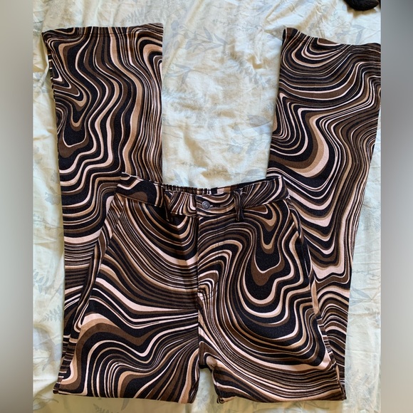Motel marble brown flares! - Picture 1 of 4